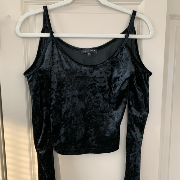 Kendall & Kylie Tops - Kendall & Kylie | Velvet Crop Top Kendall & Kylie Tops - Kendall & Kylie | Velvet Crop Top